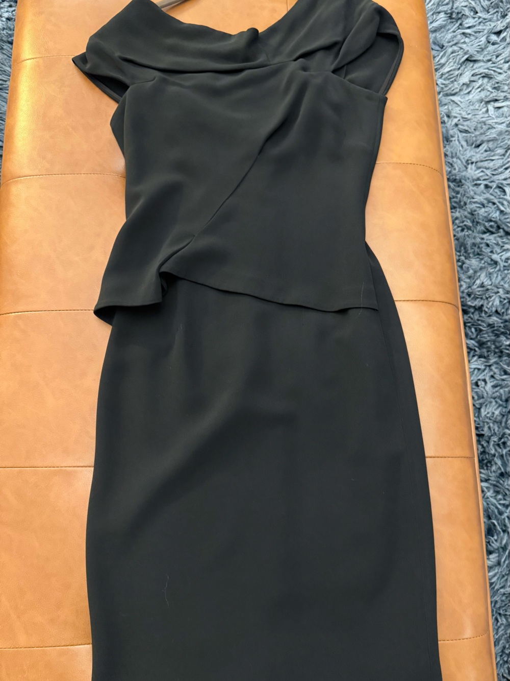 Roland Mouret Black One-Shoulder Asymmetrical Dress